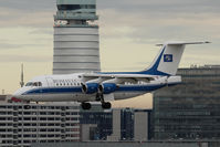 YR-BEA @ VIE - BAe 146-200