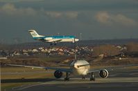 PH-KZP @ LOWW - KLM Fokker 28-0070 - by Delta Kilo