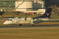 OE-LIC @ LOWW - InterSky DHC-8-314 - by Delta Kilo