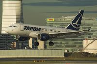 YR-ASD @ LOWW - TAROM  A318-111 - by Delta Kilo