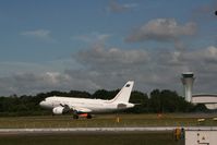 MM62243 @ EGLF - Taken at Farnborough Airshow on the Wednesday trade day, 16th July 2009. - by Steve Staunton