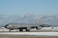 61-0298 @ KMKE - Boeing KC-135R