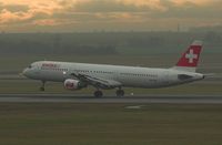 HB-IOD @ LOWW - SWISS A321 - by Delta Kilo