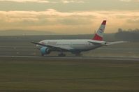 OE-LPC @ LOWW - AUSTRIAN - by Delta Kilo