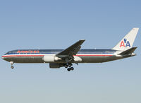 N395AN @ LEBL - American on final to RWY 25R. - by Jorge Molina