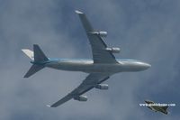 PH-BFU - Flight KL888 to Amsterdam seen over Victoria Harbour at Hong Kong - by Michel Teiten ( www.mablehome.com )
