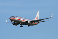N958AN @ DFW - American Airlines 737 on approach to DFW - by Zane Adams
