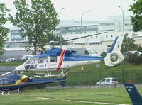 F-GFEC @ LFPI - Aérospatiale SA.365C-2 Dauphin 2 of heli union coming in to land at Heliport de Paris