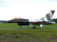 J-055 @ EBFS - General Dynamics F-16AM Fighting Falcon J-055 Royal Netherlands Air Force with captain Ralph Sheik Aarts waving at us - by Alex Smit
