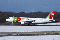 CS-TNN @ LSGG - TAP Portugal - by Claude Davet