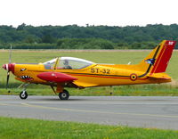 ST-32 @ EBFS - SIAI-Marchetti SF260M ST-32 Belgian Air Component