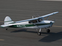 N3577C @ SMO - N3577C taxiing - by Torsten Hoff