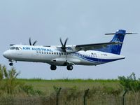 F-OZSE @ FMEE - Final rwy 30 - by Payet Mickael