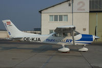 OE-KJA @ VIE - Jet Alliance Cessna 182 - by Yakfreak - VAP