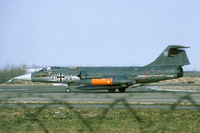 21 24 @ EHLW - This Starfighter came in for a weekend stop. This pictures was take on the departure day. - by Joop de Groot