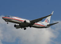 N954AN @ TPA - American 737-800 - by Florida Metal