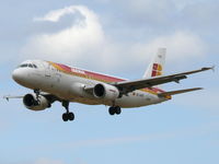 EC-HYD @ EBBR - Airbus A320-214 EC-HYD Iberia - by Alex Smit