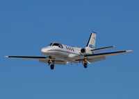 N501LH @ KAPA - On final approach to 17L.
