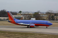 N622SW @ KDAL - Boeing 737-300 - by Mark Pasqualino