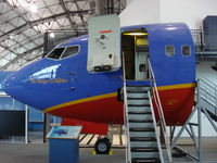 N102SW @ KDAL - Boeing 737-200