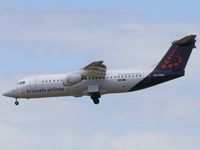 OO-DWH @ EBBR - British Aerospace BAe146-300/RJ100 OO-DWH Brussels Airlines - by Alex Smit