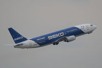 TC-APD @ VIE - Boeing 737-400 - by Juergen Postl
