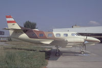 OE-FOW @ VIE - Charter Air Merlin