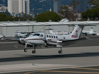 N911RX @ SMO - N911RX arriving on RWY 21 - by Torsten Hoff