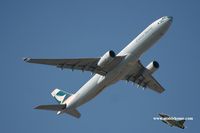 B-HLA @ VHHH - Cathay Pacific - by Michel Teiten ( www.mablehome.com )