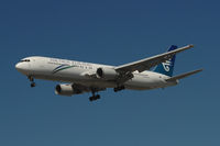 ZK-NCJ @ KLAX - Air New Zealand landing at Los Angeles - by Todd Royer