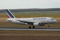 F-GRHH @ VIE - Airbus A319-111 - by Juergen Postl