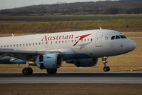 OE-LDA @ VIE - Airbus A319-112 - by Juergen Postl