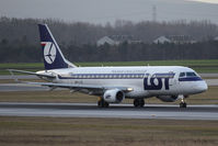 SP-LID @ VIE - Embraer ERJ-175 - by Juergen Postl