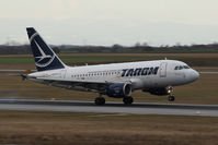 YR-ASD @ VIE - Airbus A318-111 - by Juergen Postl