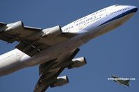 B-18206 @ VHHH - China Airlines - by Michel Teiten ( www.mablehome.com )