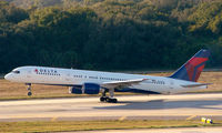 N634DL @ KTPA - Delta