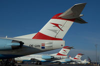 OE-LVH @ VIE - Austrian Arrows Fokker 100 - by Yakfreak - VAP