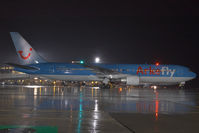PH-AHQ @ VIE - Arkefly Boeing 767-300 - by Yakfreak - VAP