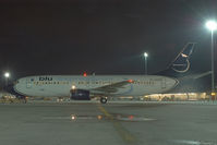 EI-DGN @ VIE - Bluexpress Boeing 737-400 - by Yakfreak - VAP