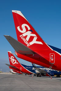 OM-NGP @ VIE - Skyeurope Boeing 737-700