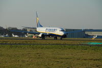 EI-DLF @ EGHH - RYANAIR TOUCHDOWN 08 BOURNEMOUTH