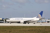 N17328 @ KMIA - Boeing 737-300
