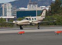 N82606 @ SMO - N82606 departing from RWY 21 - by Torsten Hoff