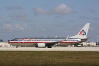 N929AN @ KMIA - Boeing 737-800 - by Mark Pasqualino