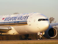 9V-SVM @ EGCC - Singapore Airlines - by chris hall
