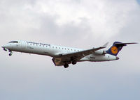 D-ACPE @ VIE - Lufthansa Regional (CityLine) Canadair Regional Jet CRJ701ER