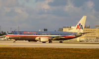 N955AN @ KMIA - American