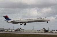 N905DE @ KMIA - MD-88