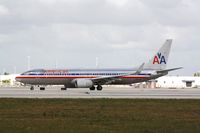 N944AN @ KMIA - Boeing 737-800 - by Mark Pasqualino