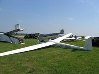 PH-1196 @ EHVK - Build-up MISTRAL-C before take-off on a very good gliding day at EHVK - by Nico van der Heijden / former owner